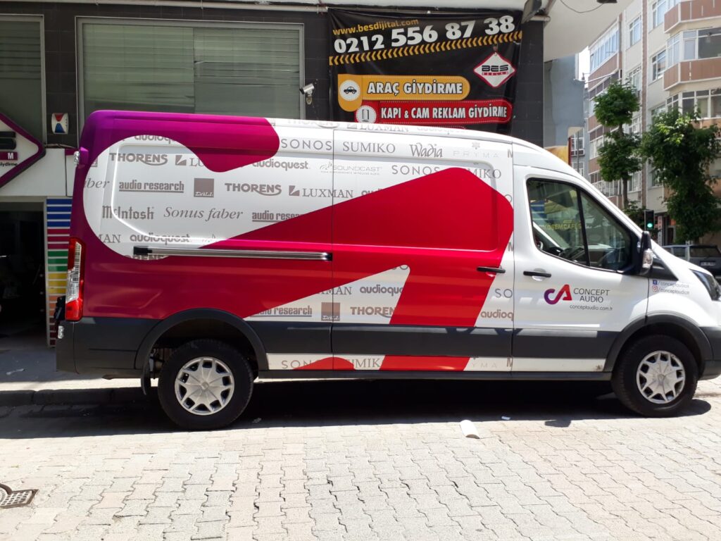 Ford Transit kurumsal reklam kaplama ve araç giydirme İstanbul