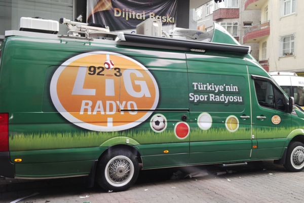 lig radyo araç giydirme